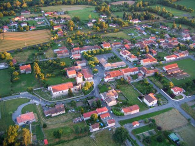 Beauchalot vue aérienne 2004