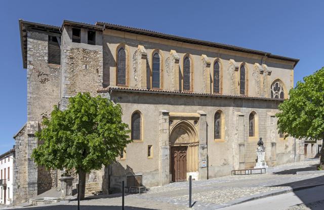Français : L'église saint Martin d’Aspet, Haute-Garonne France.