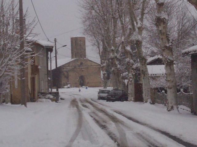 l'eglise de Lahitere sous la neige