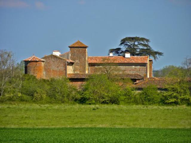 Castèth de Gratens, Comenge Baish