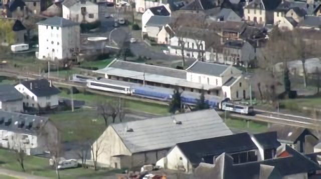 France: Bagnères de Luchon - Vue sur la gare a partir du village de Sode