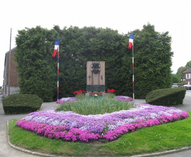 Le Monument aux Morts.