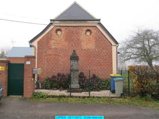 Notre Dame des Sept Douleurs (Mondrepuis - France)