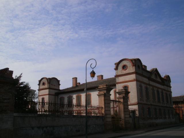 Cet édifice est répertorié dans la base Mérimée, base de données sur le patrimoine architectural français du ministère de la Culture, sous…