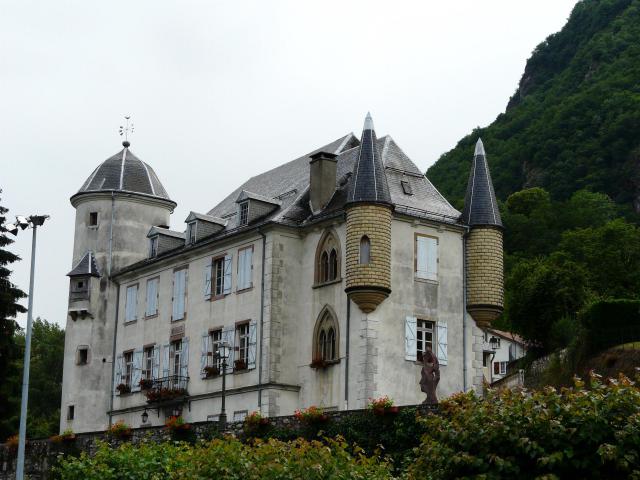 Le château de Cierp, Cierp-Gaud, Haute-Garonne, France.