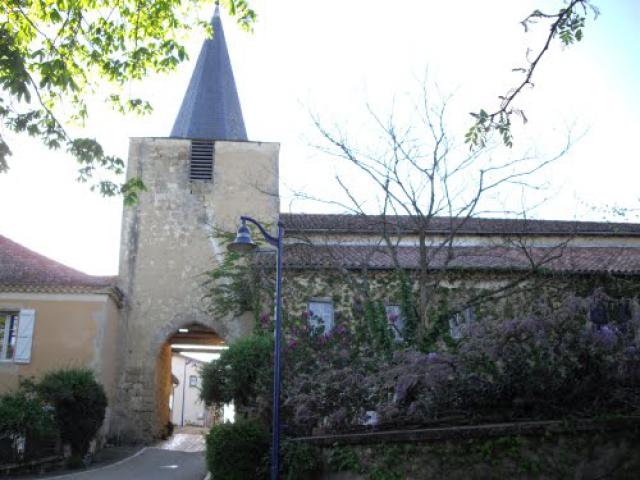 Porte de village