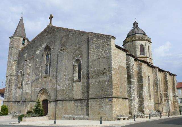 Vic-Fezensac - Eglise Saint-Pierre - Ensemble
