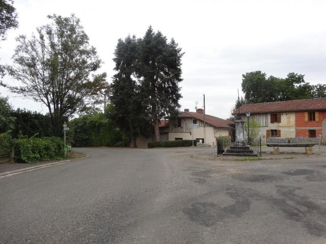 Place de Mont-de-Marrast.