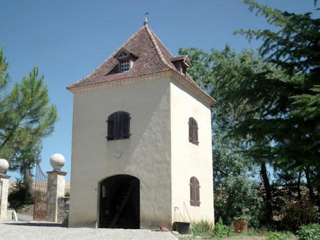 Mirepoix (32). Ansan: pigeonnier