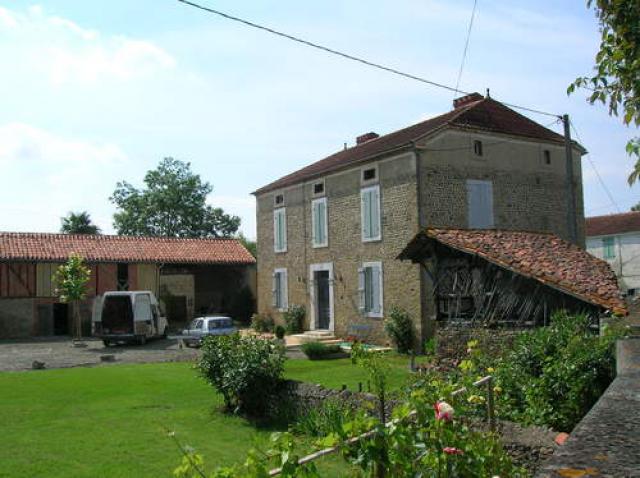 Maison Payssé à Bélloc