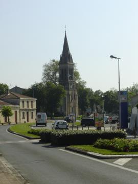 Église de Saint-Jean-d'Illac (Gironde, France). Construction terminée en 1861.