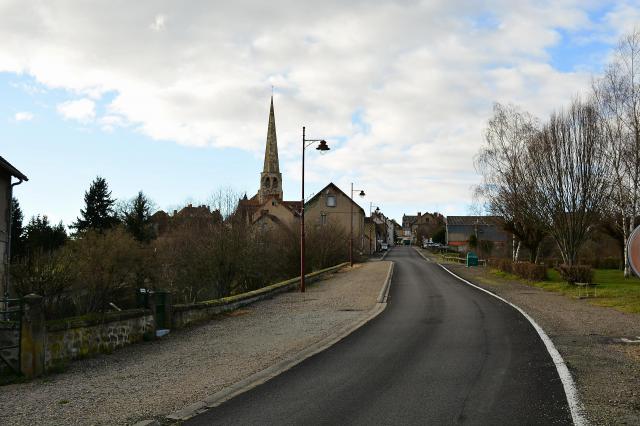 Rue menant au centre ville.