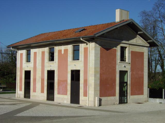 Ancienne garre Saint Médard d'Eyrans (Actuel Foyer Ados)