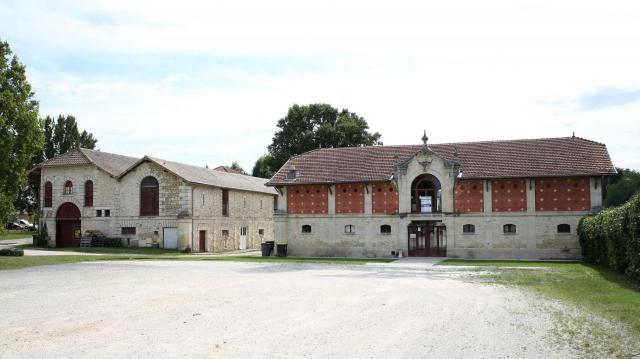 Bâtiments professionnels à Saint-Caprais-de-Bordeaux