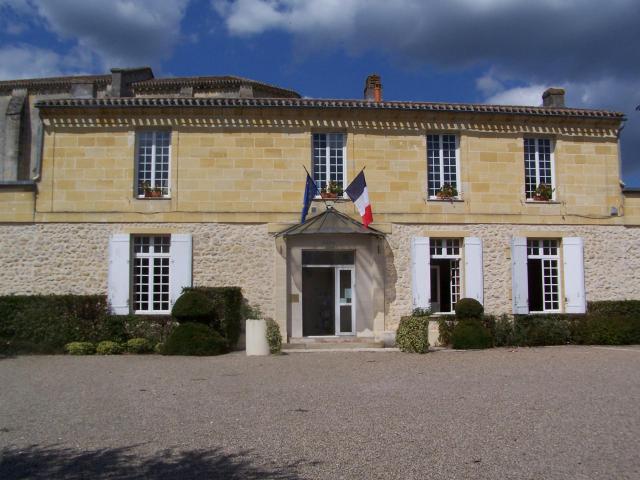Mairie de Tabanac (Gironde, France)
