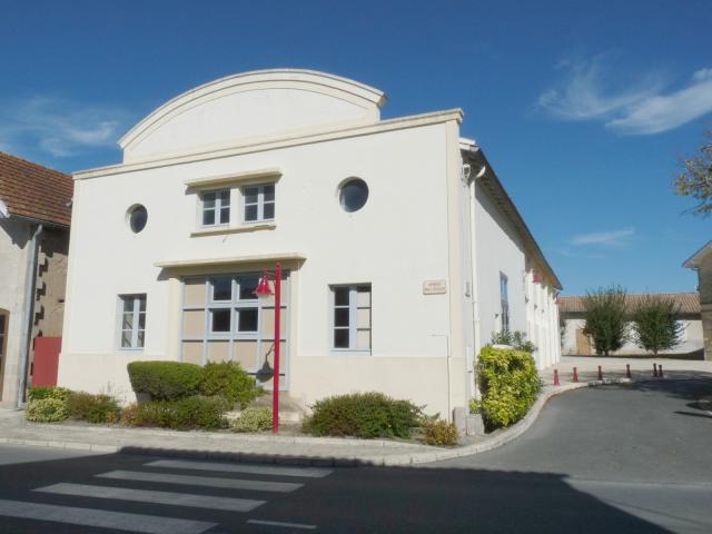 Salle des fêtes, Saint-Mariens, Gironde, France