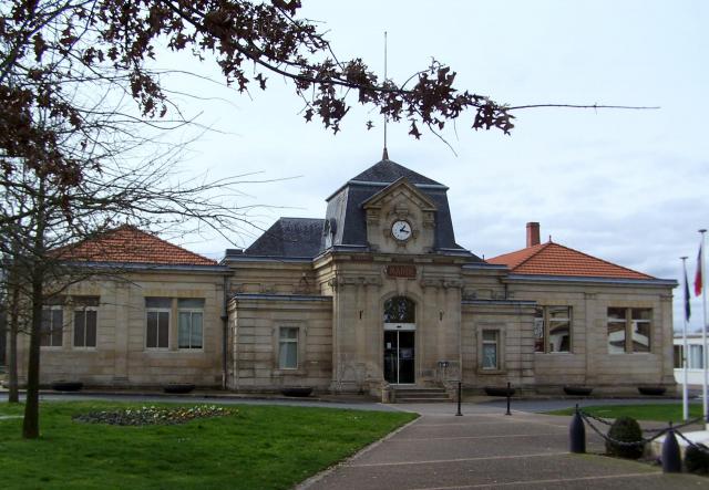 Town hall Ambarès-et-Lagrave (Gironde, France)