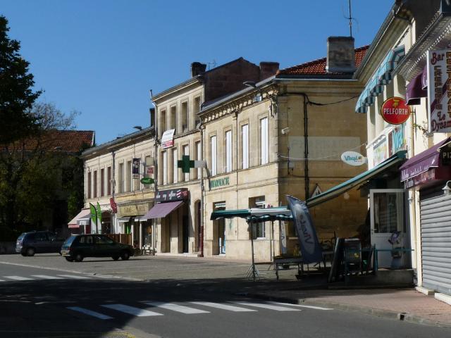 Place de l'église, Saint-Christoly-de-Blaye, Gironde, France