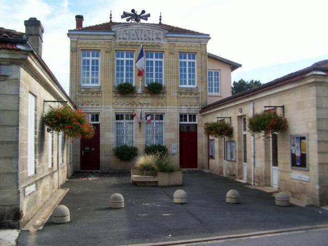 Mairie d'Ayguemorte-les-Graves (Gironde, France)