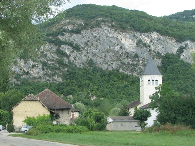 Centre du village de Saint-Benoit (Ain)