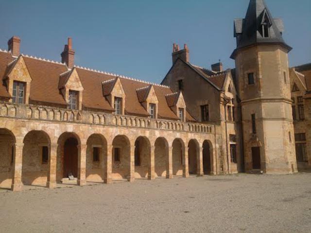 chateau de la Crête aux maisons d'audes