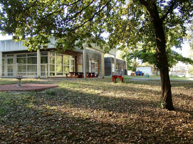Crèche municipale de Mérignac (Gironde), familiale « la farandole » et multi-accueil « croqu'île ».