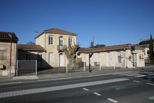 Maison, Le Taillan centre.