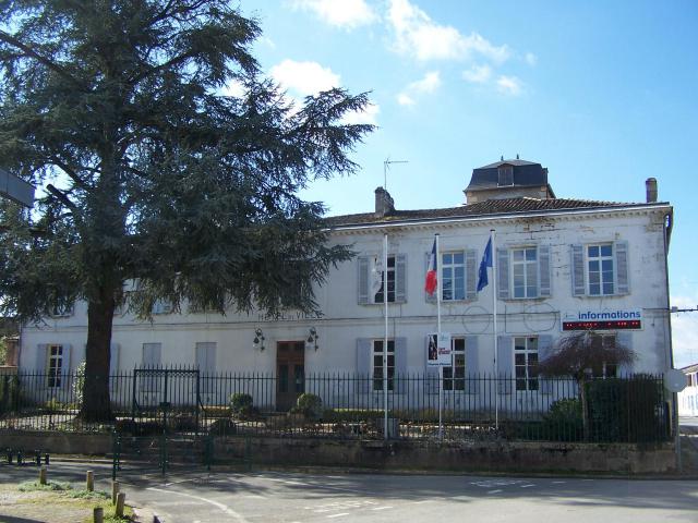 Mairie de Barsac (Gironde, France)