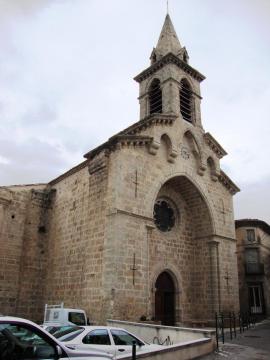 Saint-Félix-de-Lodez (Hérault, Fr) façade de l'église.