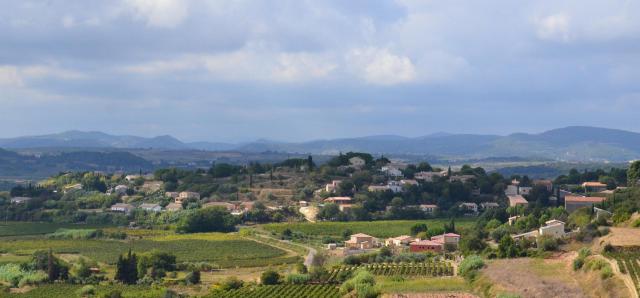 Tressan (Hérault), partie sud du village.