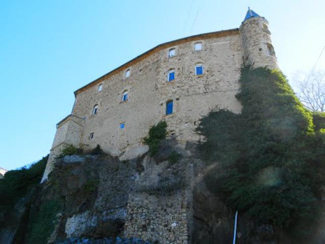 Château de LAURENS, XIIème siècle