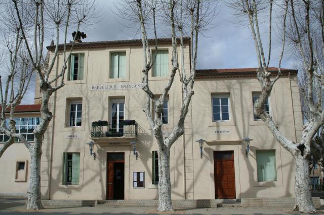 Saint-Thibéry (Hérault) - Mairie.