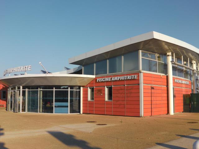 La piscine publique Amphitrite à Saint-Jean-de-Védas (Hérault, France).
