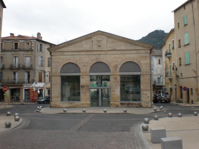 La Halle Dardé (construite en 1819) dans le centre de Lodève (Hérault), transformée en musée de Paul Dardé