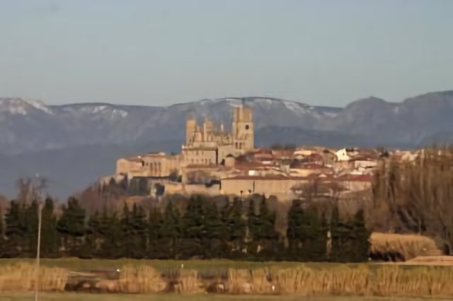 Narbonne from East