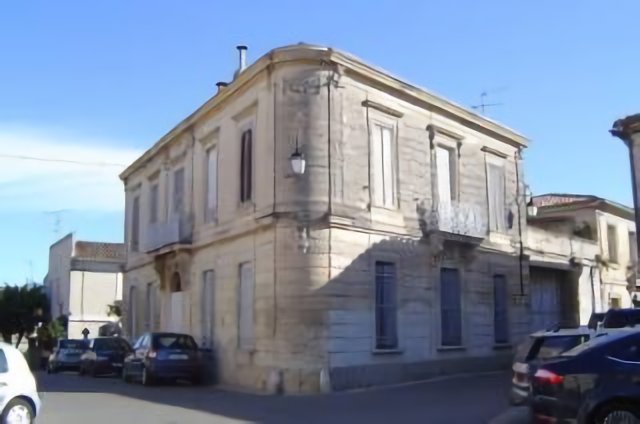 maison au plan des cafés