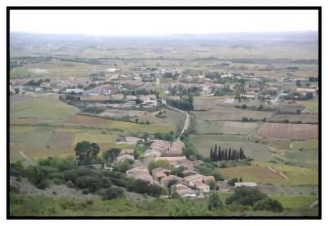 Le Castellas et Montpeyroux au loin