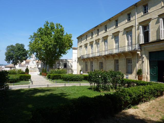 Montpellier; la place de la Canourgue, l'hôtel particulier Richer de Belleval