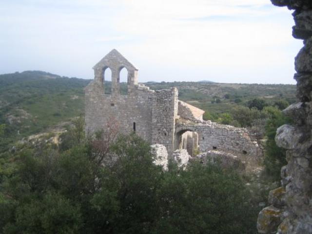 L’église Saint-Sauveur XIIIe (vue du château)