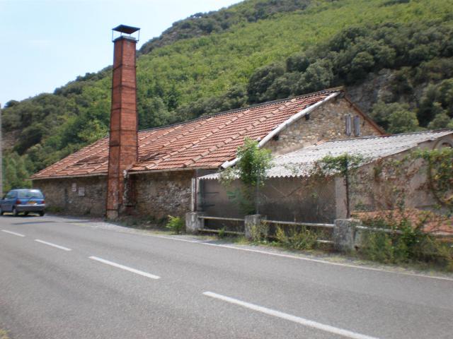 L'ancienne fonderie de cloches Granier à Castanet-le-Bas (commune de Saint-Gervais-sur-Mare, Hérault, 34).