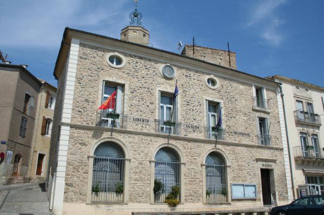Caux (Hérault) - mairie.