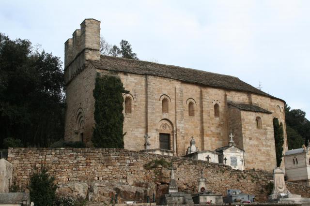 Saint-Pierre-de-Rhèdes (Lamalou-les-Bains - Hérault) - église romane - façade méridionale.
