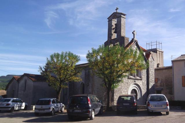Cazilhac (Hérault), l’église Saint-Léonce.