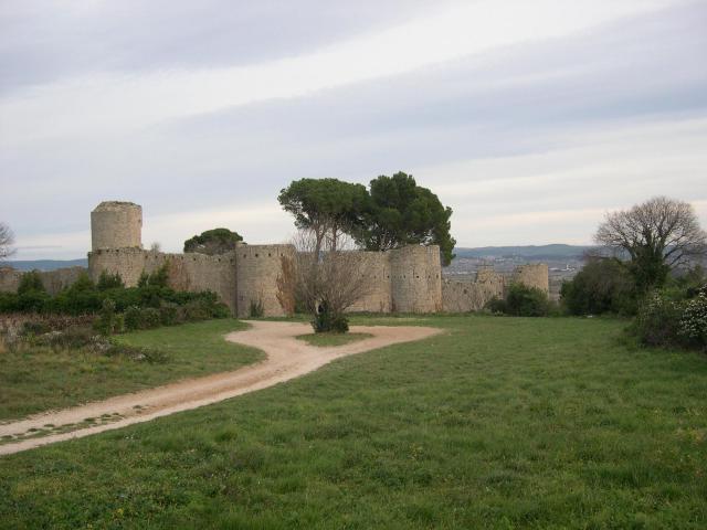 Clermont-l'Hérault (Hérault) - le Château.