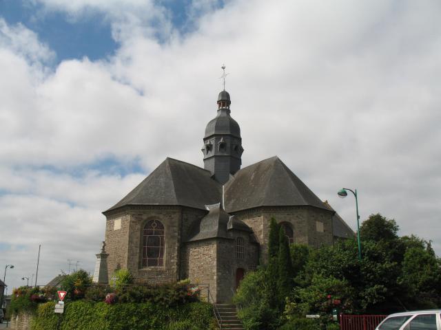 Église Saint-Martin de Fleurigné.