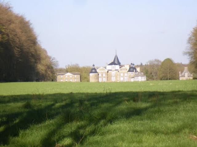 le chateau de la bourbansais a pleugeuneuc