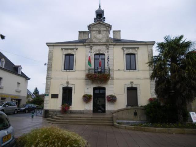 la mairie de pipriac