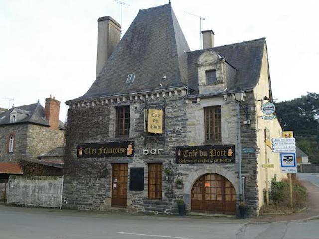 le café du port a guipry