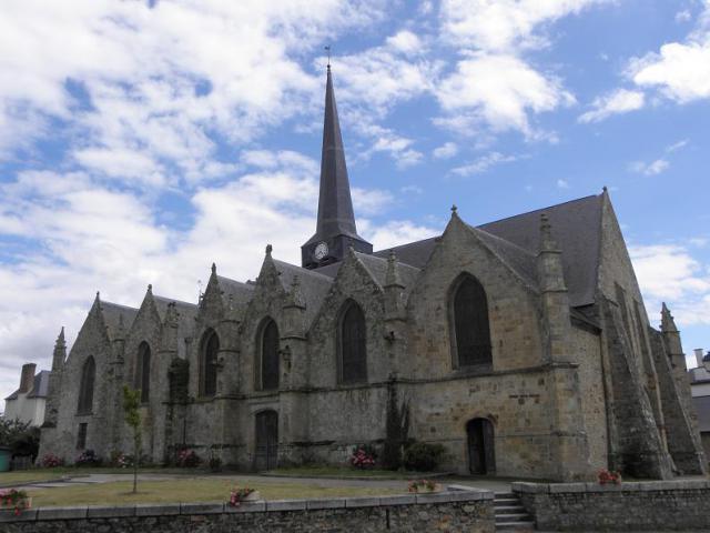 Façade septentrionale de l'église de Rannée (35).
