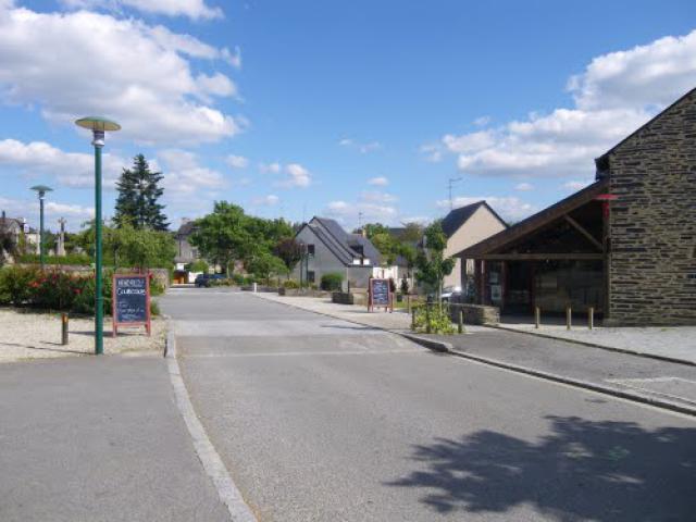 vue de st aubin du pavail